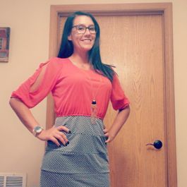 Responsible and dependable mom looking for jobs i can work around my daughters schedule.