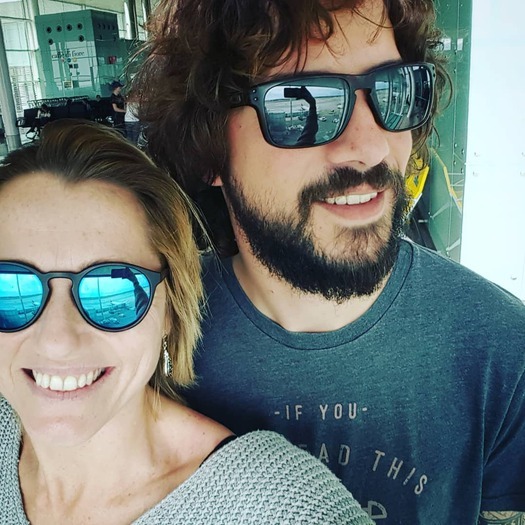 2 House Sitters Who Will Take Care Of Your House and Pets As If They Were Ours :)