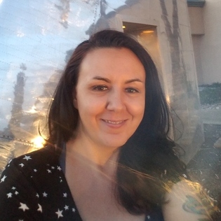 Local native looking for house sitting jobs.