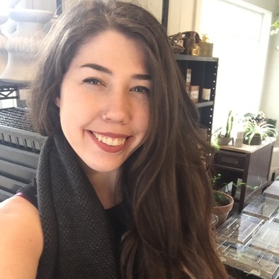 Experienced house sitter specializing in pet, plant/garden care