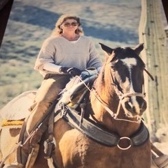 Mature, Dependable, Educated Pet/House Sitter